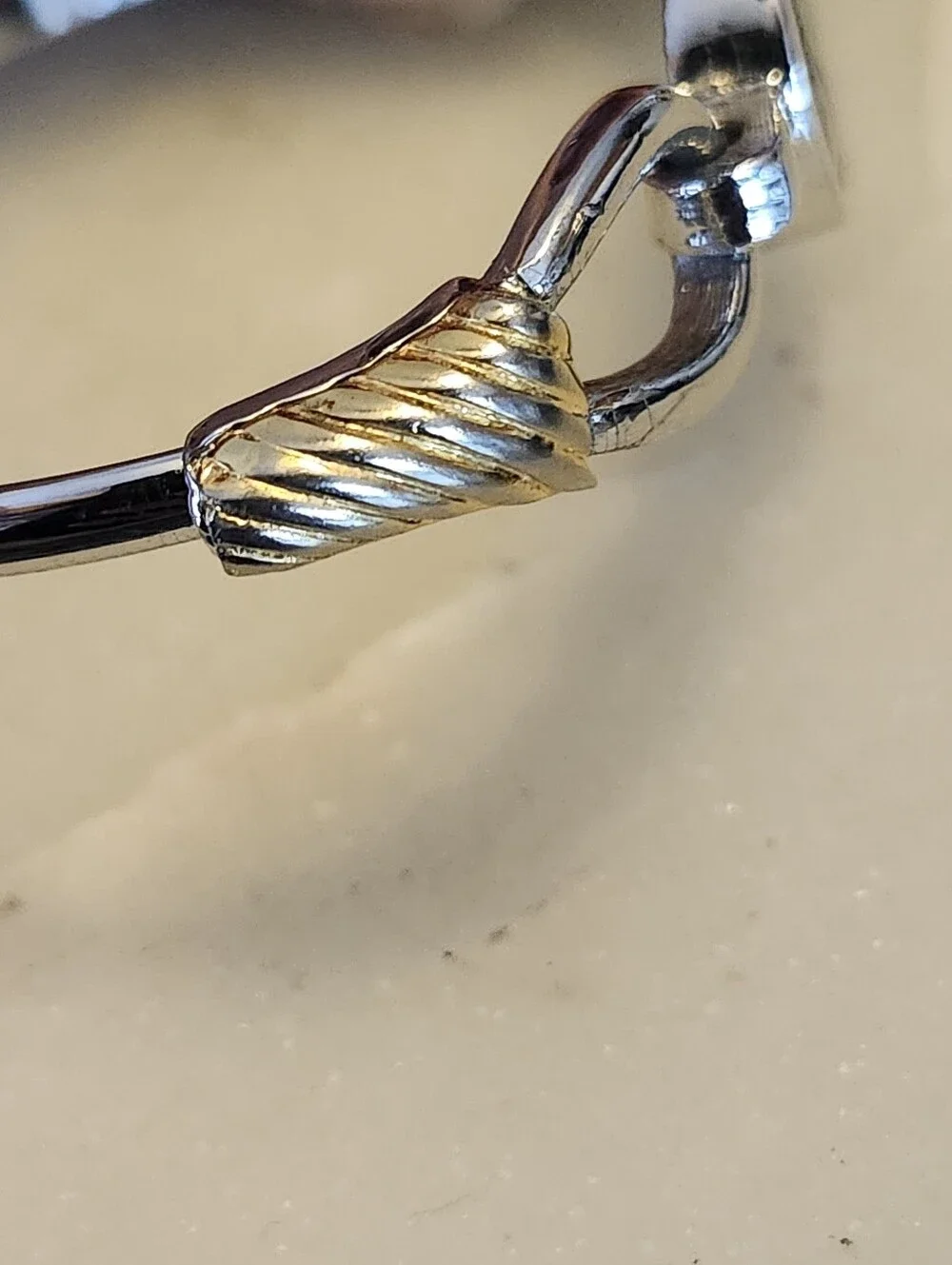 Avon Silver Tone & Gold Accent Abalone Oval Stone Hinged Bangle Bracelet